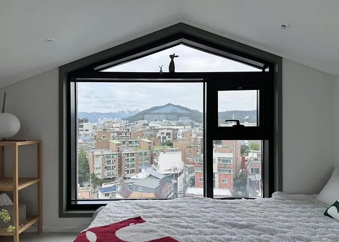 #2 New Open 신축건물 엘리베이터 짐보관 홍대입구역 도보5분 마포구 쇼핑 Hotel apartamentowy Seul